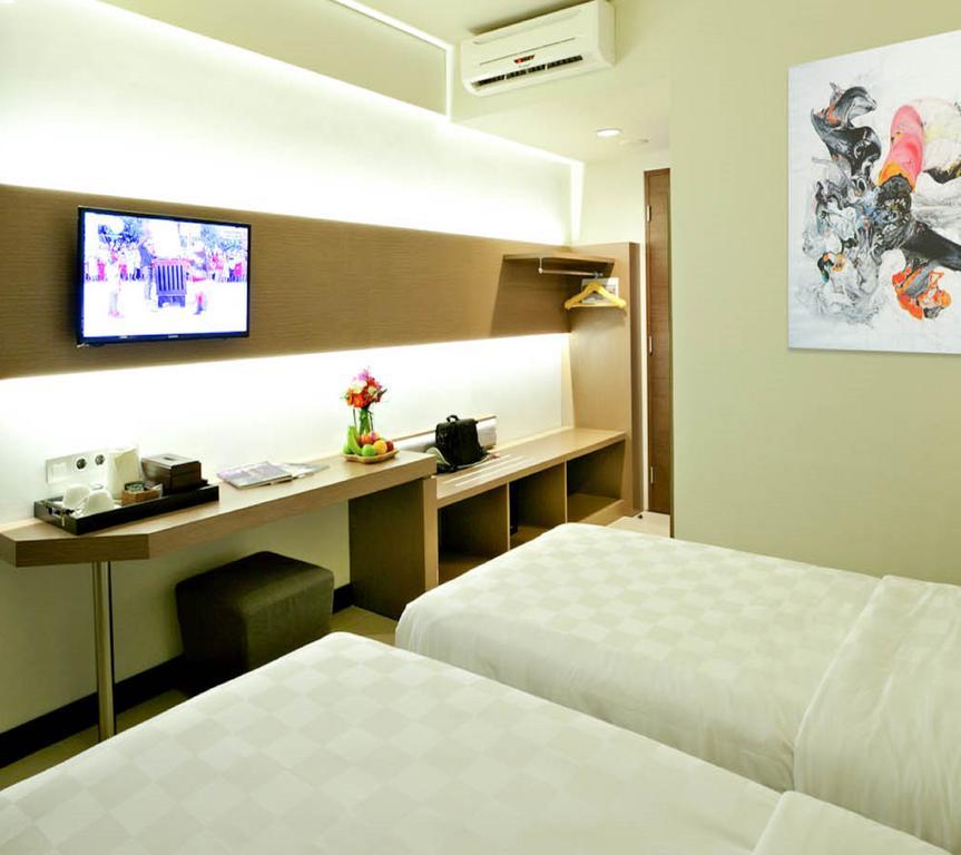 Euphoria Hotel Legian  Room photo