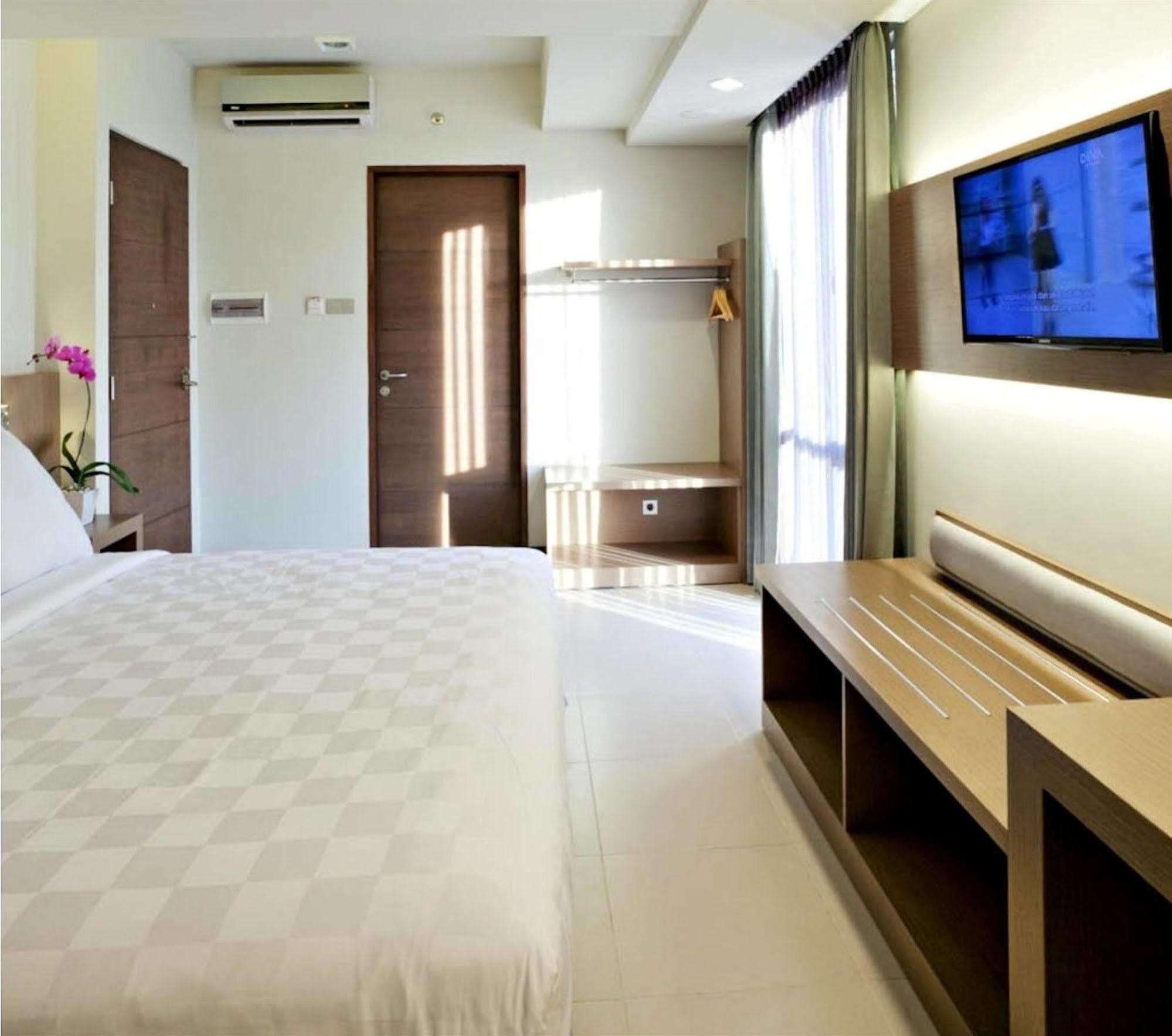 Euphoria Hotel Legian  Exterior photo