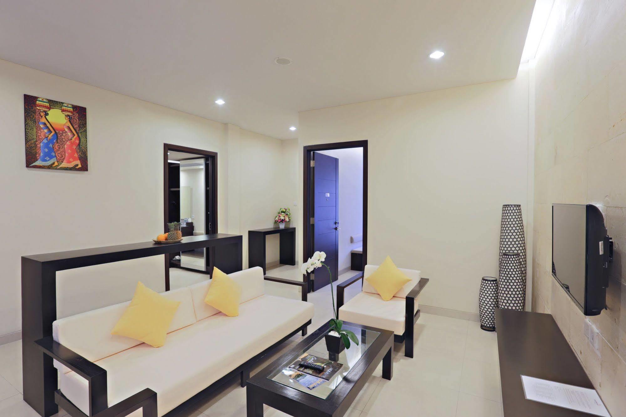 Euphoria Hotel Legian  Exterior photo
