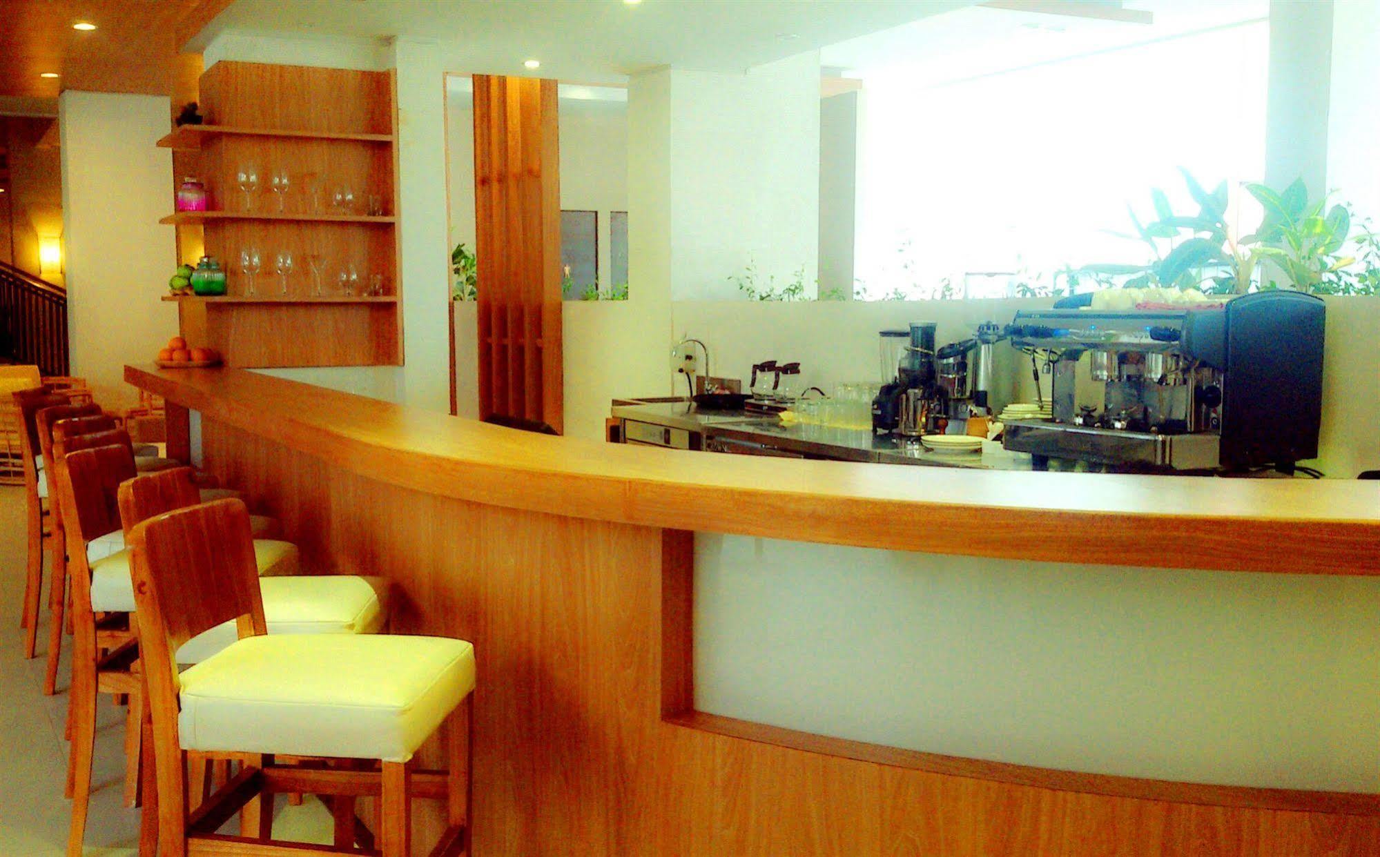 Euphoria Hotel Legian  Exterior photo