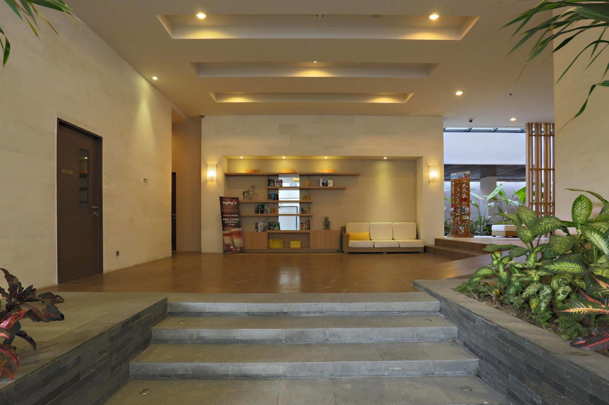Euphoria Hotel Legian  Exterior photo